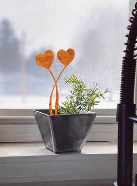 做旧金属花插心型铁艺装