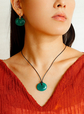 复古红玛瑙黑玛瑙吊坠黑绳项链