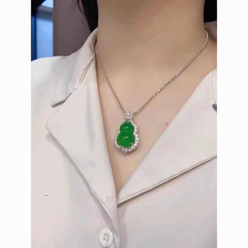 天然缅甸冰种正阳绿翡翠葫芦吊坠镶嵌翠色玉石高级感项链轻奢女款 - 图3