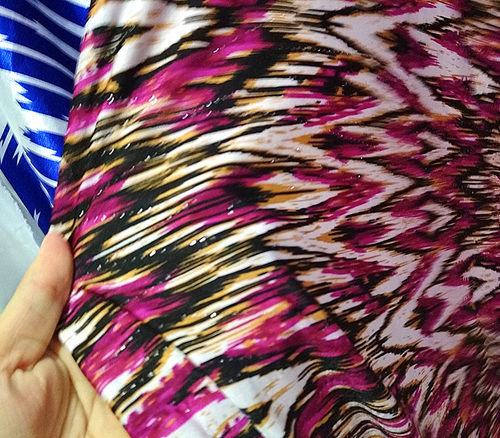 新疆民族服饰维吾尔族特色艾德莱斯绸布料宽幅1米50CM - 图3
