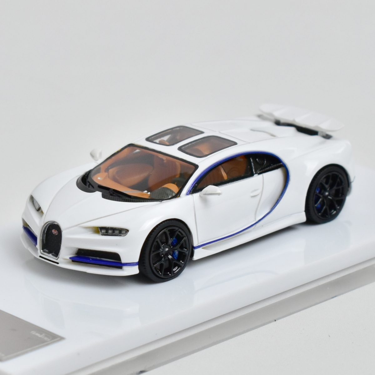 ART CRL 1:64 布加迪 Bugatti Chiron 凯龙 赤龙 树脂汽车模型 - 图3