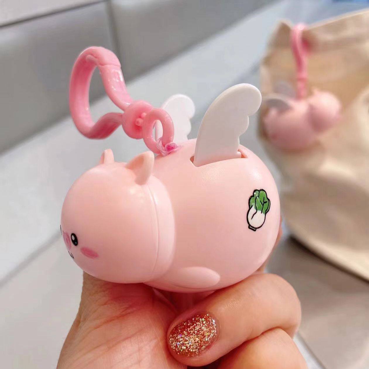 创意呆萌可爱拉线飞天猪钥匙扣卡通趣味解压迷你儿童学生书包礼品,淘宝优惠券,粉丝福利购,淘宝优惠卷