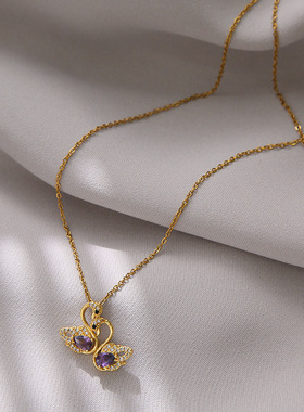 真金电镀双天鹅钛钢项链女小众轻奢满钻所故事里百搭饰品轻奢项链