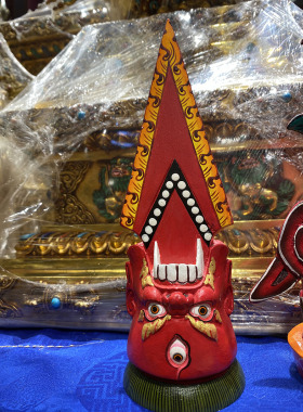 尼泊尔不丹实木手工彩绘雕刻 忿怒五觉五官佛 护法朵玛食子花摆放