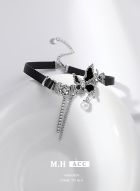 黑色蝴蝶项圈女批发百搭小众高级感轻奢项链嘻哈辣妹个性珍珠项饰