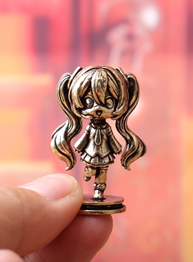 纯黄铜初音未来动漫人物模型复古文创礼物装饰桌面茶宠工艺品摆件