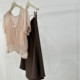 Grapefruit ສີບົວຝຣັ່ງອ່ອນໂຍນເສື້ອ chiffon temperament chiffon ເດີນທາງປະຈໍາວັນອອກແບບເຊື້ອເຫັດແຂນສັ້ນເສື້ອ V-neck 26 summer