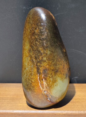 G031403 新疆的猫229.0克，顶细顶熟浓郁褐皮高青白玩籽和田玉