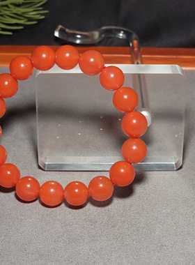 新疆的猫L091601 35.3克，直径11.5mm色调鲜艳樱桃红南红圆珠手链