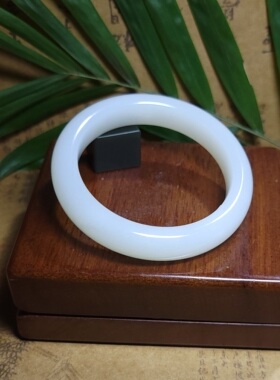 新疆的猫Z090801 51.6克R53极熟油润近无结构白糯三高羊脂玉手镯