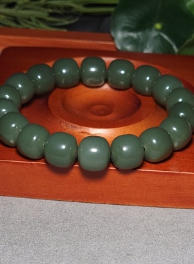 L121002 48.7克直径12-11mm油质感强烈且末青玉老型珠手链