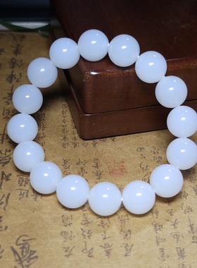 新疆的猫Z091505 42.0克，R12特细润PK黑山三高羊脂白玉苏工手串