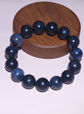 C032404新疆的猫62克油性佳近乎纯墨的青花墨玉籽料圆珠手串