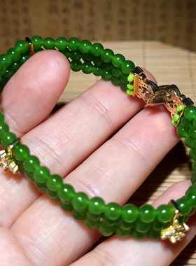 新疆的猫zg010502 16.3克，色调鲜靓润泽阳绿碧玉多排手链