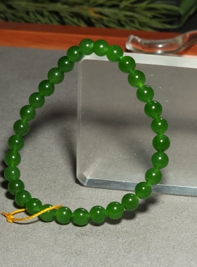 L012003新疆的猫10.9克直径6mm色调浓色度纯正冰底菠菜绿碧玉手链