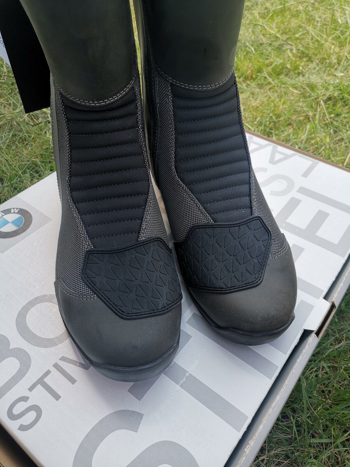 Bmw airflow boots
