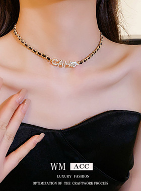 14k真金电镀山茶花字母项链百搭气质时尚锁骨链小众感项饰女