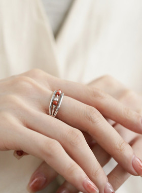 925银复古新中式路路通转运珠戒指环南红玛瑙可移动三层开口调节