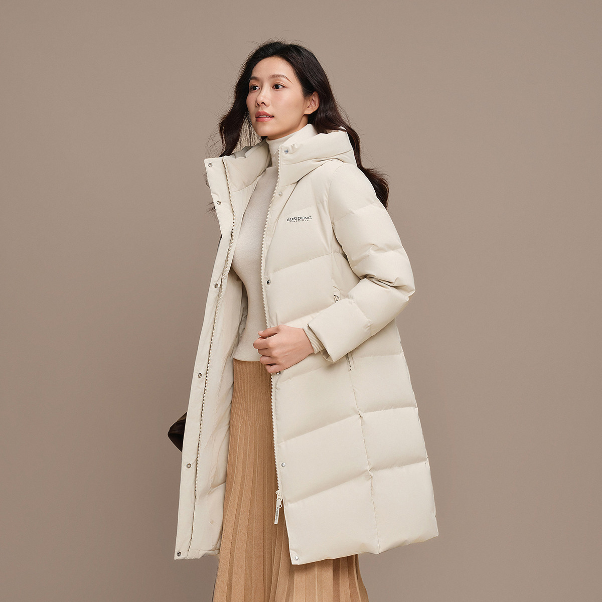 【政府补贴】【90绒】波司登新款羽绒服女连帽长款显瘦保暖简约通