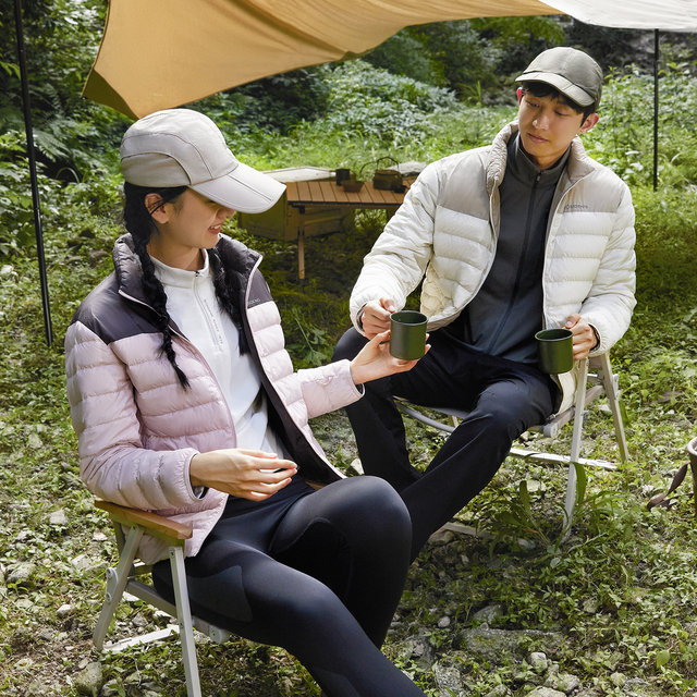 Bosideng windproof and waterproof hooded short jacket