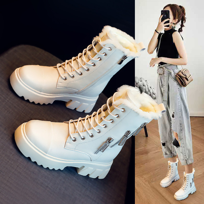  百吉鸿时尚雪地靴