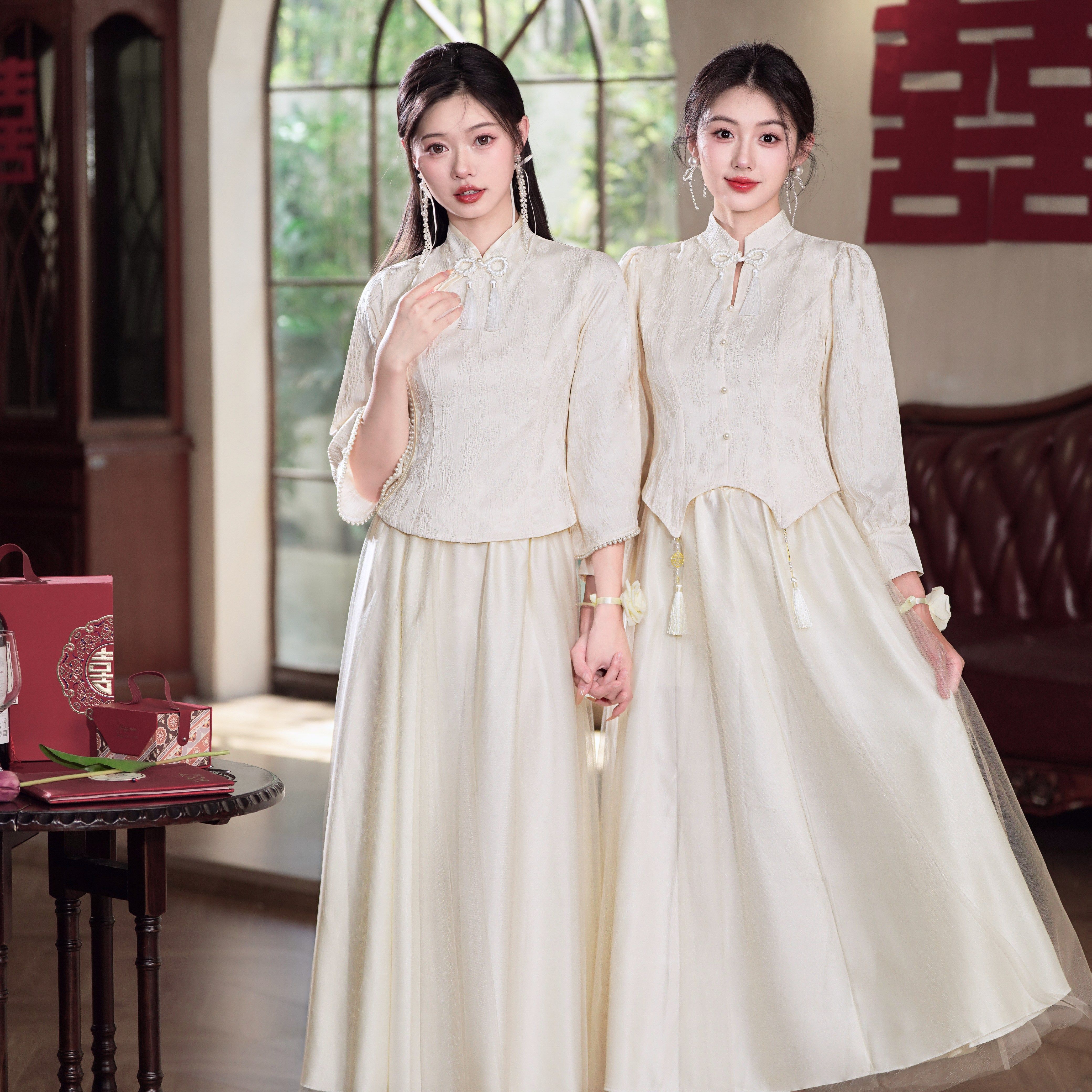 中式香槟色伴娘服2024新款旗袍姐妹团显瘦高级秀禾礼服中国风复古