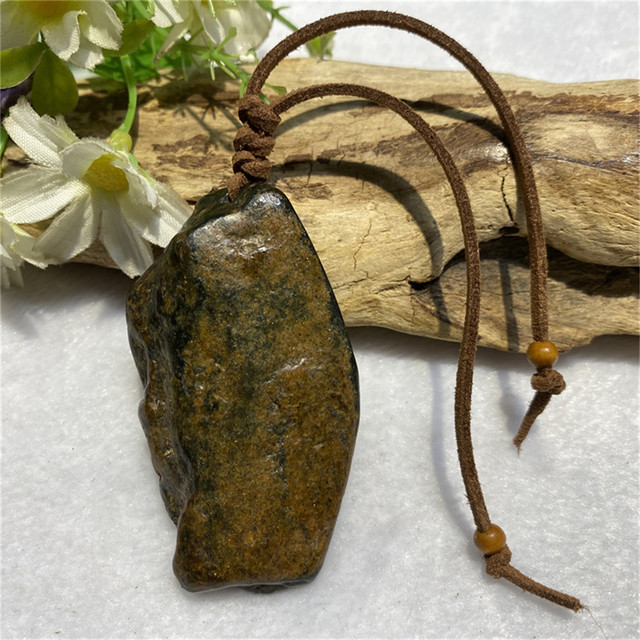 Ximuhe jade raw stone handle piece and field jade seed material