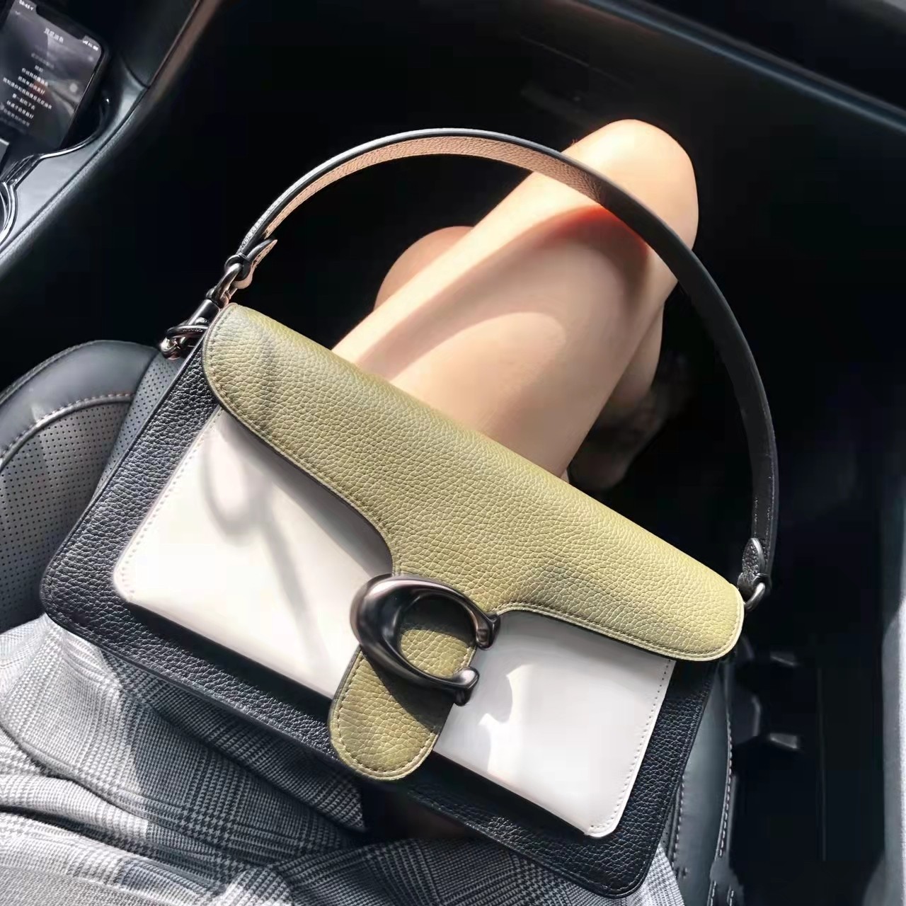 真皮2022夏新款tabby酒神斜挎小包 迪菲莱女士包袋