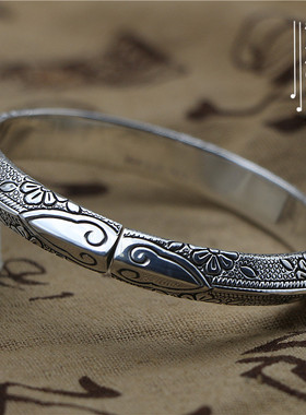 三角菱形樱花银手镯999纯银女手工錾刻菱形国风汉服配饰古法镯子