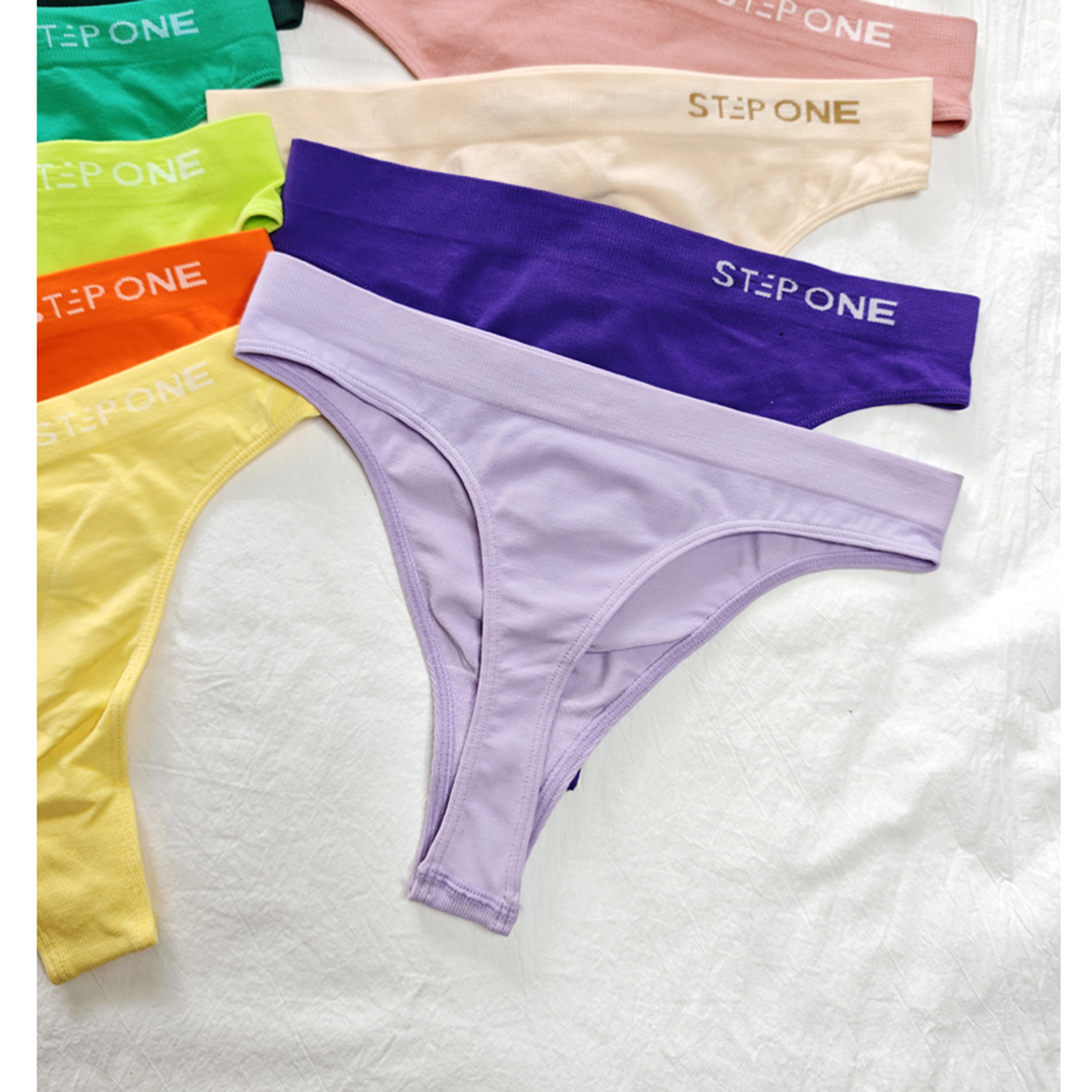 偏大多色中腰性感高弹无痕女内裤无缝针织透气内裤瑜伽健身女新款 - 图2