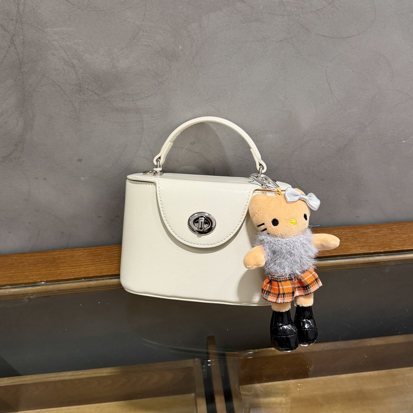 2026新款迷你轻奢定型手提包盒子小包包高质感百搭精致单肩斜挎包,淘宝优惠券,粉丝福利购,淘宝优惠卷