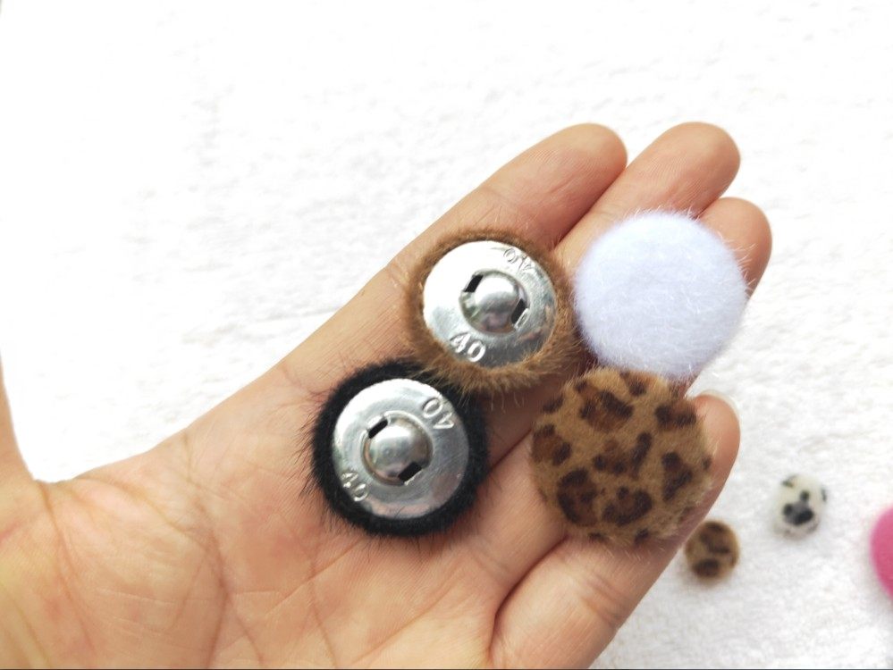 纽扣仿兔毛仿皮草纽扣毛绒毛衣服鞋子包包大红黑色球形半圆布扣子,淘宝优惠券,粉丝福利购,淘宝优惠卷