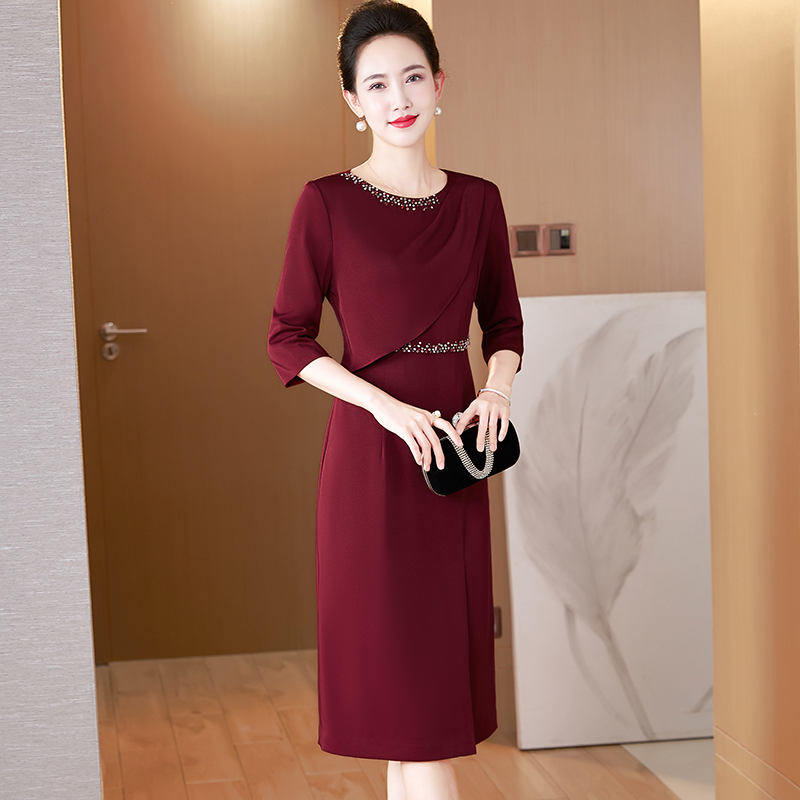 喜婆婆婚宴装秋季礼服高端轻奢小众年轻妈妈阔太太洋气高贵连衣裙