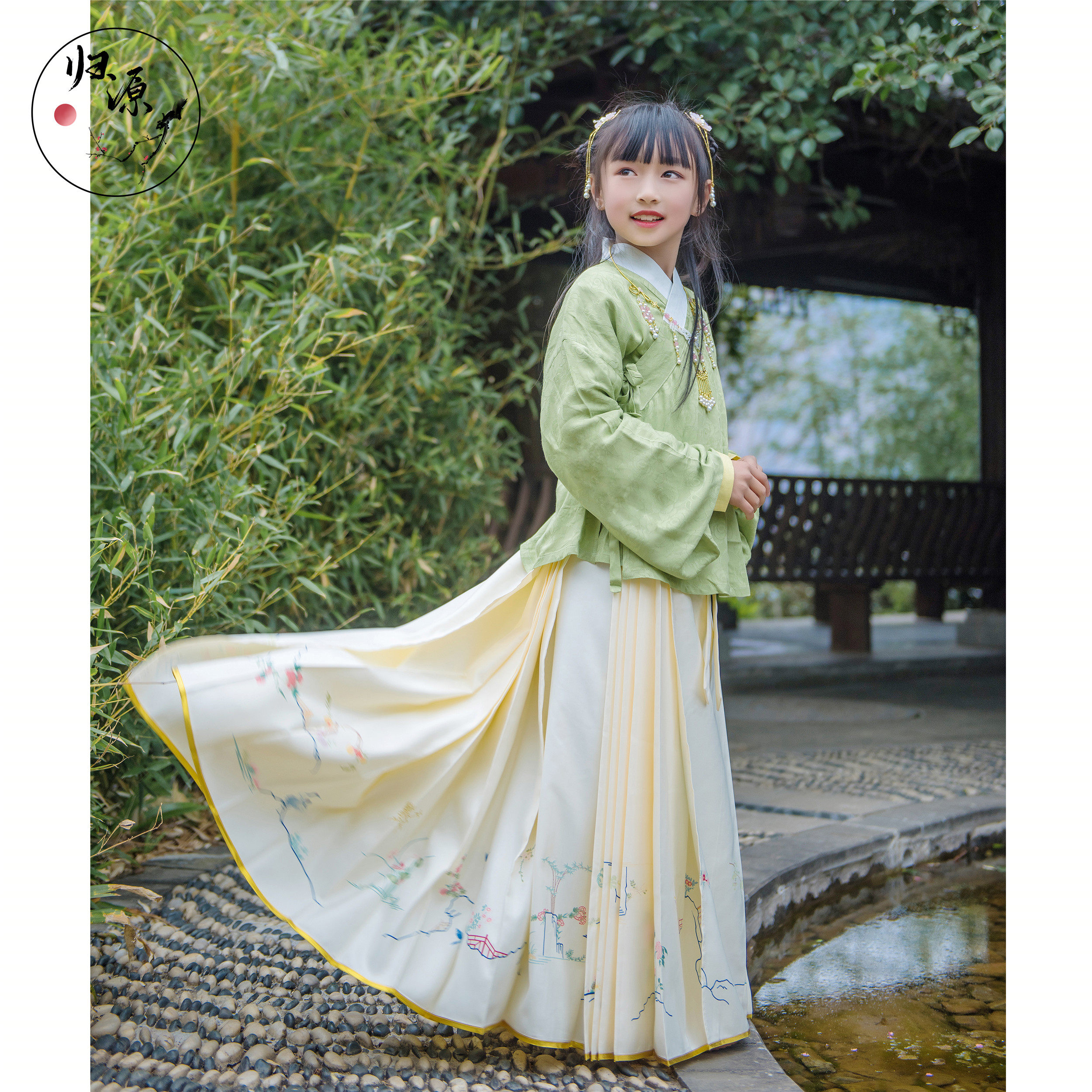 归源童装汉服小女孩明袄裙春秋女宝宝中国风复原花鸟裙非古装现货