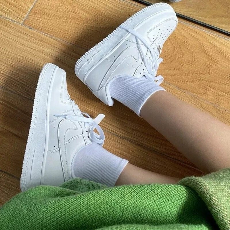 耐克/Nike Air Force 1低帮 空军一号 板鞋 女款 白色DH2920-111,淘宝优惠券,粉丝福利购,淘宝优惠卷