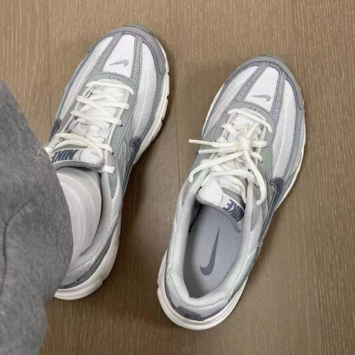 耐克/Nike Initiator 白色经典复古低帮缓震运动跑步鞋HQ1511-121 - 图1