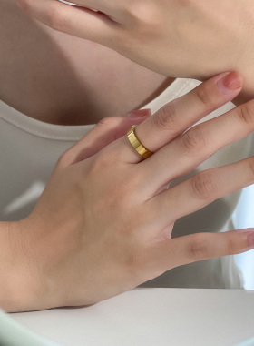 女钛钢欧美同款戒指齿轮宽面指环