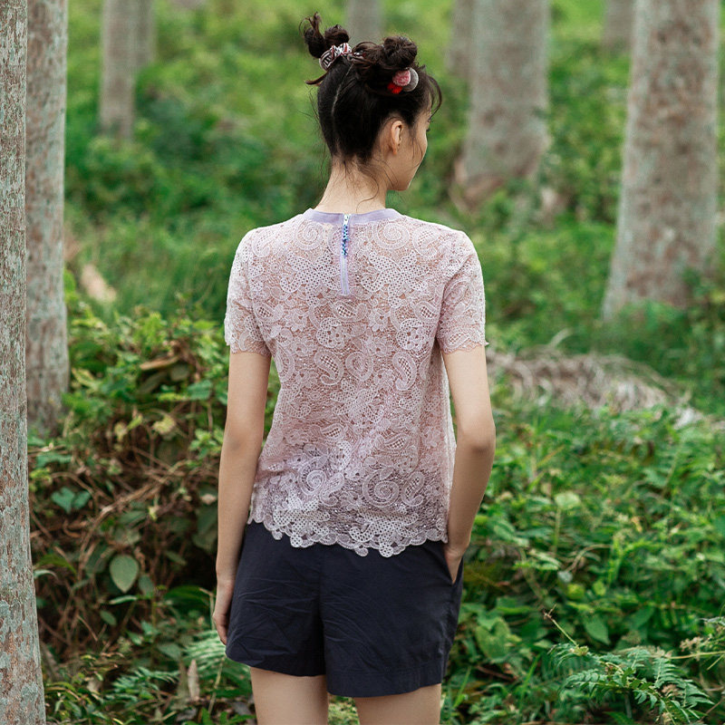 非鱼2021年新款夏季蕾丝镂空衬衫 非鱼服饰衬衫