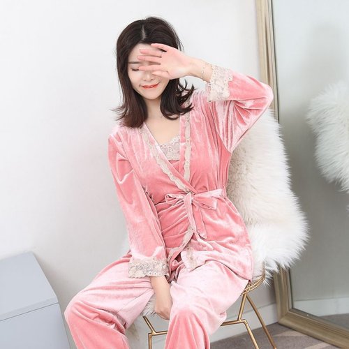 爆款三件套睡衣女士韩国绒冬季蕾丝性感吊带套装韩版金丝绒家居服 - 图2