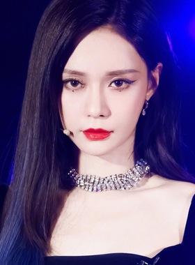 乘风破浪沈梦辰法式复古短项链