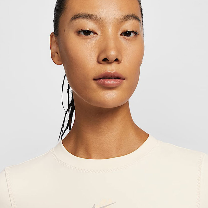 Nike耐克女装ONE FITTED 女子速干运动长袖上衣针织衫 HV8726-110,淘宝优惠券,粉丝福利购,淘宝优惠卷