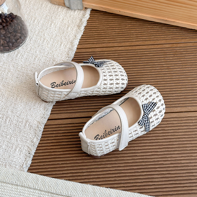 洋气女童小皮鞋儿童公主鞋子春秋女孩单鞋玛丽珍宝宝镂空凉鞋软底,淘宝优惠券,粉丝福利购,淘宝优惠卷