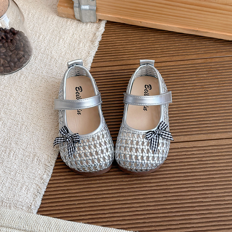 洋气女童小皮鞋儿童公主鞋子春秋女孩单鞋玛丽珍宝宝镂空凉鞋软底,淘宝优惠券,粉丝福利购,淘宝优惠卷