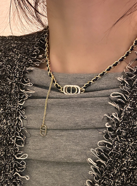 高级感小香风字母choker颈链
