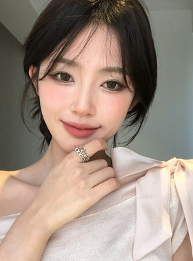轻奢钛金色镶钻小皇冠开口戒指