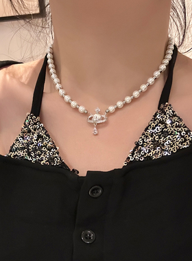 轻奢法式镶钻土星吊坠珍珠项链