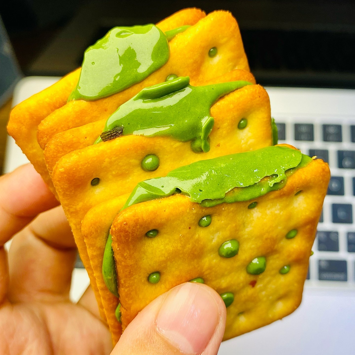 花吃点香葱牛轧糖夹心饼干 牛扎台湾古早手工曲奇网红休闲零食,淘宝优惠券,粉丝福利购,淘宝优惠卷