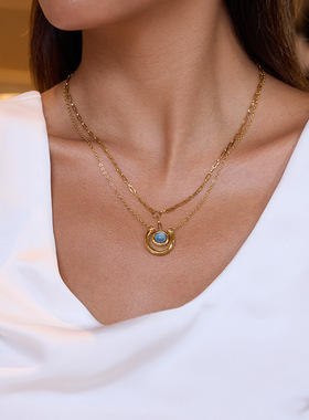 原创马术系列树脂钛钢项链轻奢感锁骨链不掉色不锈钢饰品