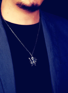 日本动漫礼物项链银吊坠