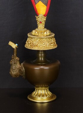 纯铜净水瓶奔巴瓶奔贲巴壶撒净密宗用品法器吉祥孔雀顶文巴壶